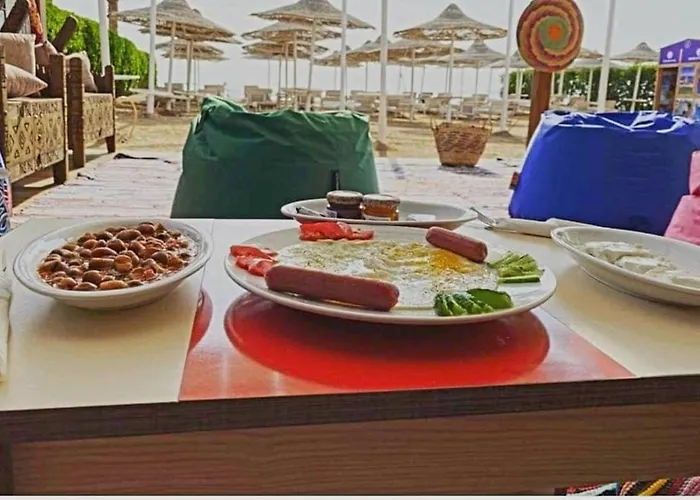 Hotel Hills Coral Bay 5*