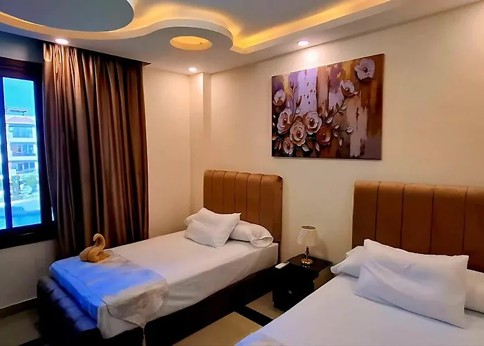 Hotel Hills Coral Bay