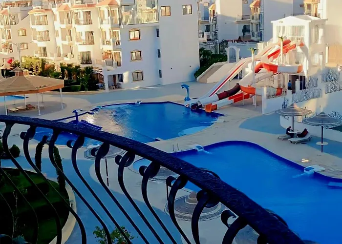 Hills Coral Bay Hotel