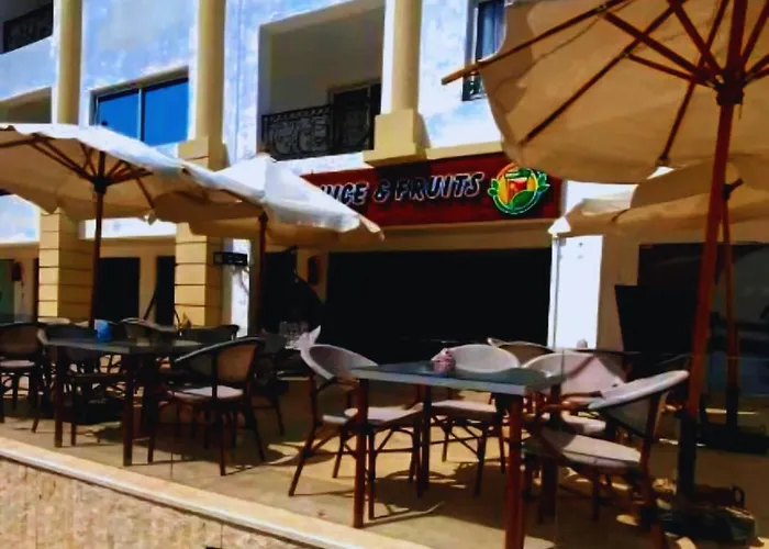 Hotel Hills Coral Bay 5*